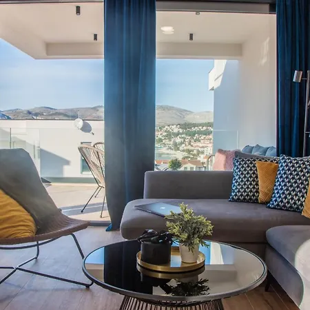 Navale With A Roof Terrace And A Heated Pool Apartment Trogir